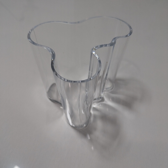 Iittala Alvar Aalto Glass Vase Color Clear 4.5 x 3.5 x 4, Great Condition - Picture 7 of 10